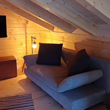 Holzhaus 171